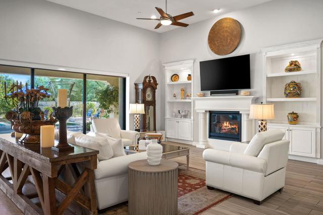 11 Alicante Circle, Rancho Mirage CA: https://media.crmls.org/mediaz/b4b986d4-e3ce-444c-b9eb-b634802a3520.jpg