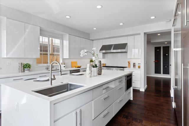 23 Pinnacle Street, South San Francisco CA: https://media.crmls.org/mediaz/b4b99b6d-a250-4b68-8419-7d555fbcce64.jpg