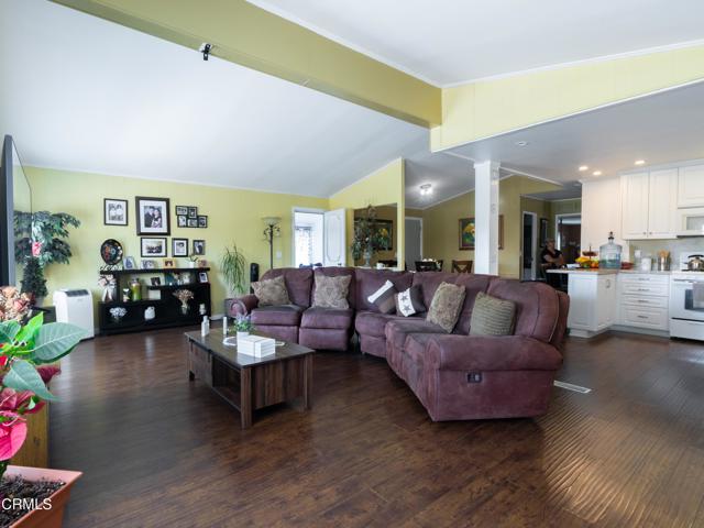 Detail Gallery Image 2 of 15 For 2560 Apple Ln #188,  Oxnard,  CA 93036 - 2 Beds | 2 Baths