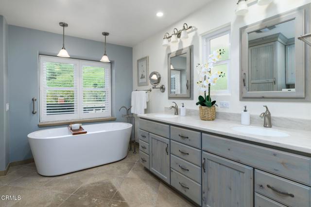 Image 26 of 63 For 5973 Canon Court