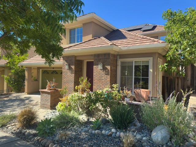 1675 Via Cortina, San Jose CA: https://media.crmls.org/mediaz/b4bb23b1-b652-42d3-8fe1-a0059f92e00f.jpg