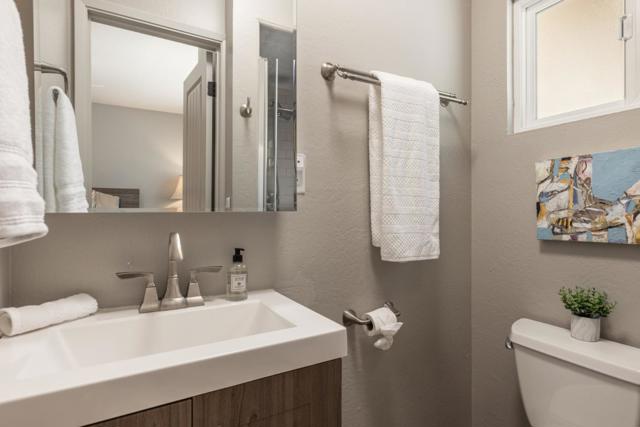 27465 Loma Del Rey, Carmel Valley CA: https://media.crmls.org/mediaz/b4bb58b6-e301-4417-9888-82acbcaab658.jpg