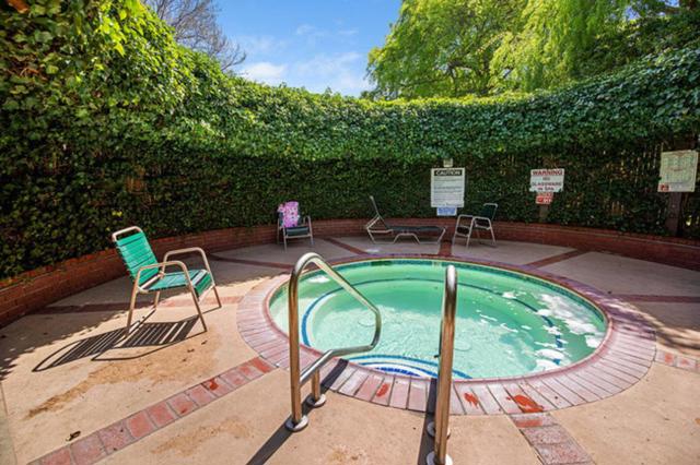 8124 Shelter Creek Lane, San Bruno CA: https://media.crmls.org/mediaz/b4bc5c8b-a7ff-404b-8c14-665e988ad073.jpg