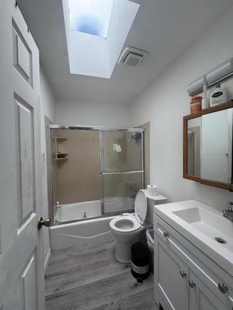 36569 Beutke Drive, Newark CA: https://media.crmls.org/mediaz/b4bcbb04-8d96-4b2a-937b-de48a98a7844.jpg