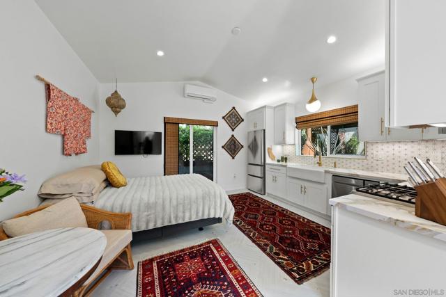 3636 Arizona St, Outside Area (Inside Ca) CA: https://media.crmls.org/mediaz/b4bcc2a4-38ac-4f44-a898-71d4b1f3609e.jpg