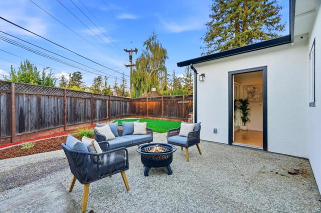 605 Corliss Way, Campbell CA: https://media.crmls.org/mediaz/b4bd2ce1-a7fe-4786-81c0-a528a5e31f91.jpg