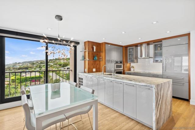 2500 Torrey Pines Road, La Jolla CA: https://media.crmls.org/mediaz/b4bd80c0-20a9-4a0a-8a18-7ef6e765babc.jpg