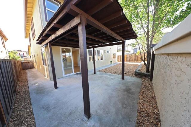 1336 Cassino Way, Salinas CA: https://media.crmls.org/mediaz/b4bda28c-f373-4f5e-8129-35a2e230db56.jpg