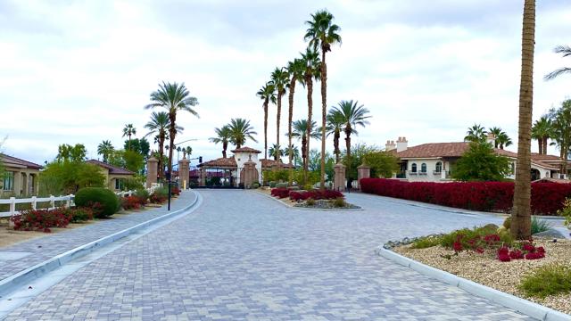 Image 38 of 42 For 3461 Via Leonardo