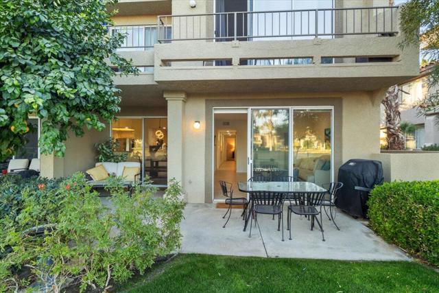 55566 Southern, La Quinta CA: https://media.crmls.org/mediaz/b4be895d-3736-410e-811b-8d1a67d258fb.jpg