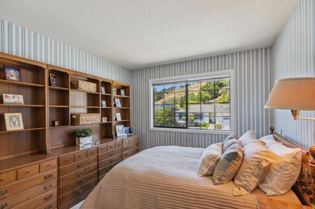 165 Leslie Drive, San Carlos CA: https://media.crmls.org/mediaz/b4bea356-e9d5-4d63-9d4e-900311d31352.jpg