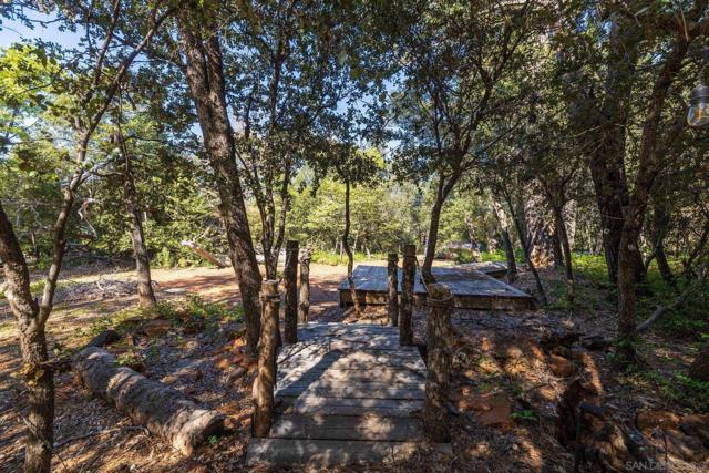 3131 Pera Alta Dr, Julian CA: https://media.crmls.org/mediaz/b4bf5e74-fc59-41d5-8204-c080dbeeac12.jpg
