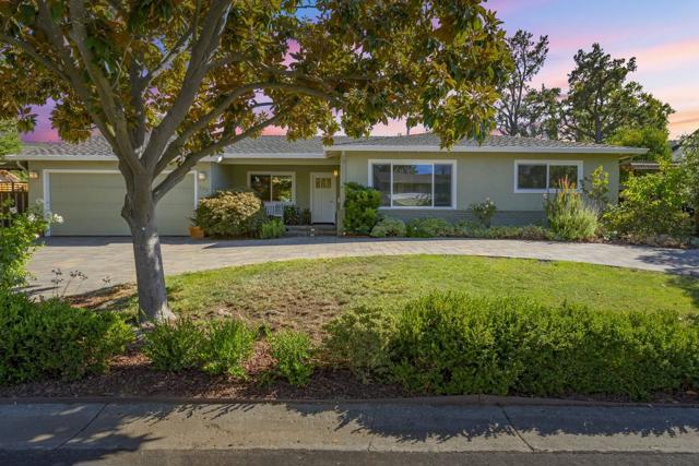 122 Belvale Drive, Los Gatos CA: https://media.crmls.org/mediaz/b4bf6f9f-8f0c-41e0-bba3-50b06f846076.jpg