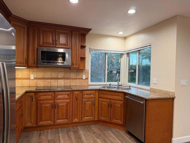 1264 Brookings Lane, Sunnyvale CA: https://media.crmls.org/mediaz/b4c006aa-cf83-4010-8327-f31c8ee7582b.jpg