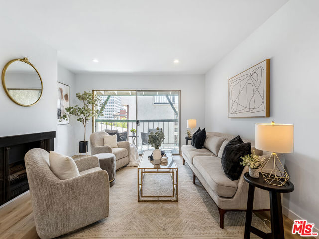 333 Burchett Street, 309 photo 8