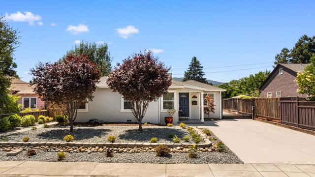 15098 Stratford Drive, San Jose CA: https://media.crmls.org/mediaz/b4c071db-86d9-4237-95b6-ef5c8d754e82.jpg