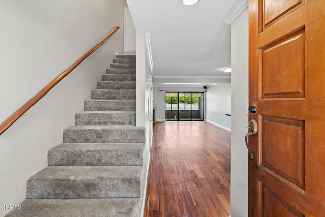 9540 Telegraph Road, Ventura CA: https://media.crmls.org/mediaz/b4c128f1-9d99-4519-9ea3-c279591f6915.jpg