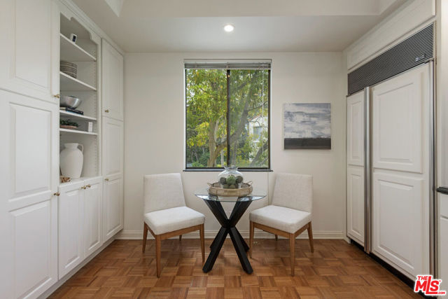 67 Seaview Drive, Santa Barbara CA: https://media.crmls.org/mediaz/b4c1eaf3-4210-44bf-97ec-40d6ef5954b8.jpg