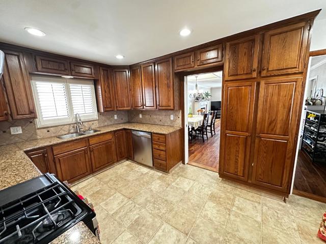 87 Beverly Drive, Watsonville CA: https://media.crmls.org/mediaz/b4c265e2-ff3e-4678-a94a-dfd393fe64d1.jpg
