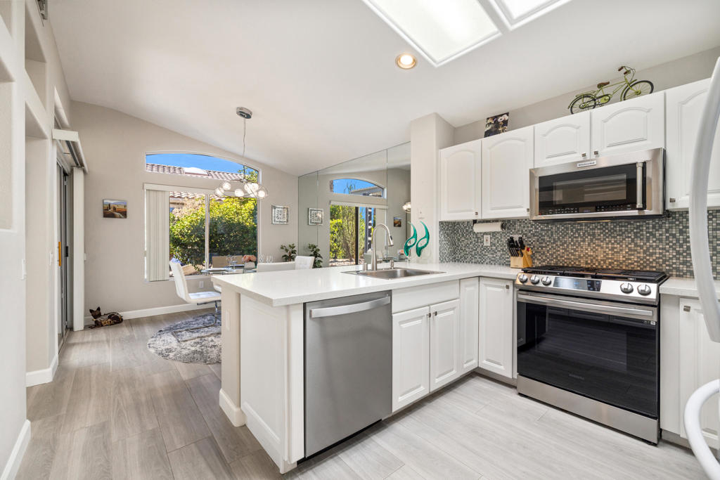 MLS #219138622DA image #9