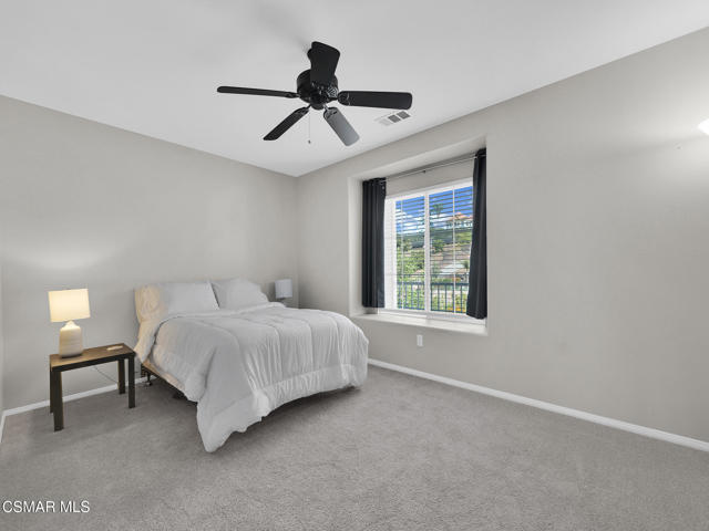 659 N Muirfield Avenue, Simi Valley CA: https://media.crmls.org/mediaz/b4c33b38-f59a-485e-95a1-ee13da1d89b0.jpg