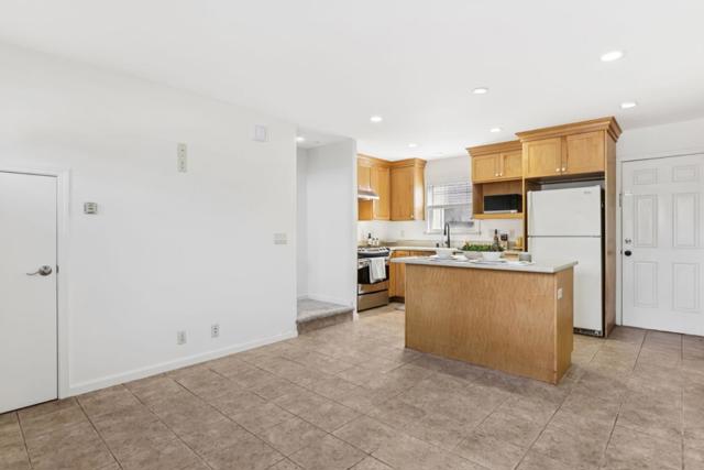 775 Mermaid Avenue, Pacific Grove CA: https://media.crmls.org/mediaz/b4c4206a-c758-43aa-8d1d-9165f76d610c.jpg