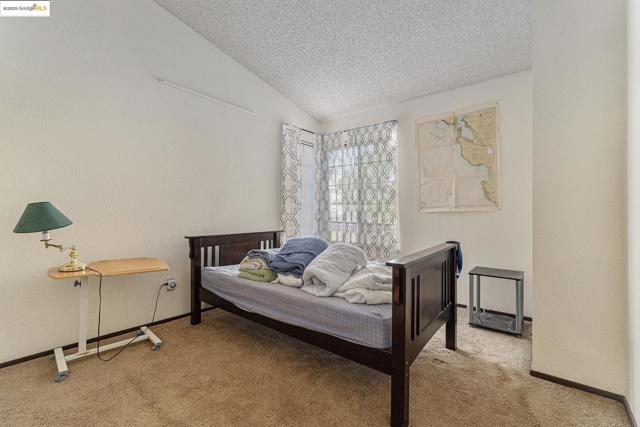 2513 Brazil Dr, Antioch CA: https://media.crmls.org/mediaz/b4c44ee2-9089-4315-a2f1-d7b66f41932d.jpg