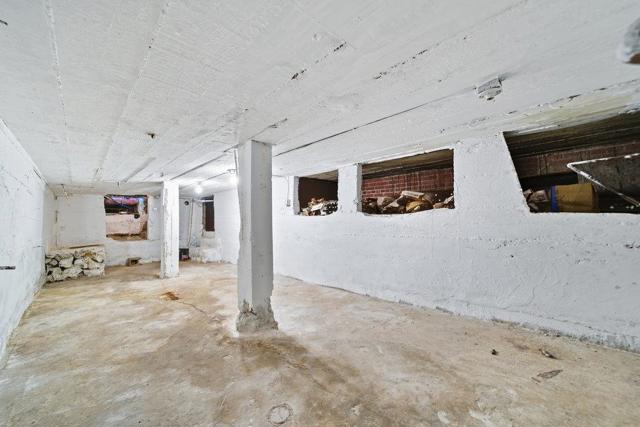 316 Napa Street, Vallejo CA: https://media.crmls.org/mediaz/b4c46f8c-17e3-461b-b1a5-82b29d9c8799.jpg