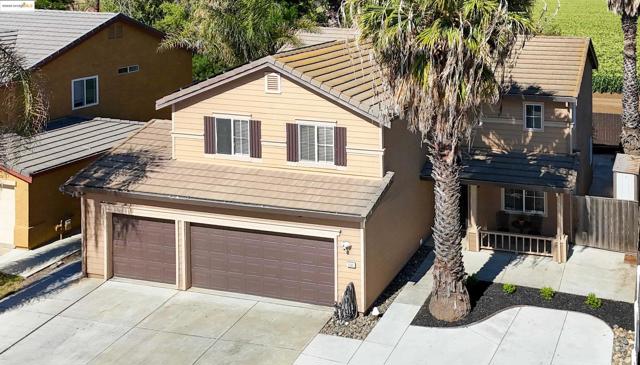 3985 S Coral Ct, Discovery Bay CA: https://media.crmls.org/mediaz/b4c5cd1e-60e4-458e-bce6-9a5896d95fb0.jpg