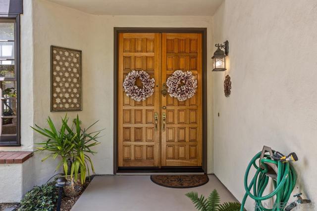 17635 Parlange Pl, San Diego CA: https://media.crmls.org/mediaz/b4c5f4d2-23d9-4d4e-b399-49a5a2b8d930.jpg