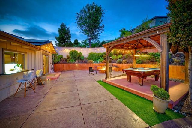 1855 Magdalene Way, San Diego CA: https://media.crmls.org/mediaz/b4c63bd5-a27e-4125-a4fa-4e4c6896756f.jpg