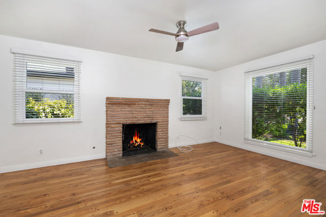 769 Wildomar, Pacific Palisades CA: https://media.crmls.org/mediaz/b4c80214-8710-435c-ba96-df5abd81c4f6.jpg