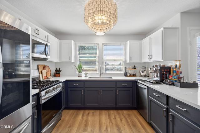 Detail Gallery Image 5 of 24 For 11218 Snapdragon St, Ventura,  CA 93004 - 2 Beds | 2 Baths