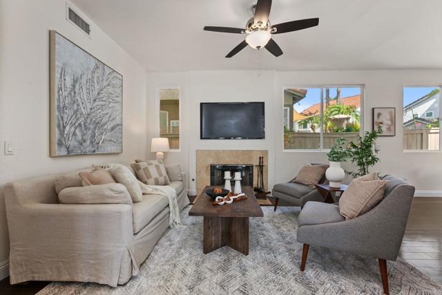 2490 Bear Rock Gln, Escondido CA: https://media.crmls.org/mediaz/b4c87b9e-a448-452b-939b-4480cd662b20.jpg
