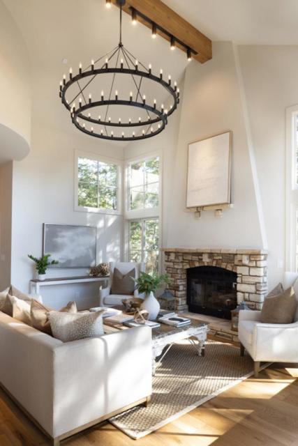4 Oak Knoll Way, Carmel CA: https://media.crmls.org/mediaz/b4c87e80-6393-4c81-988e-06606b721c4f.jpg