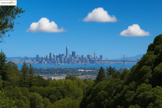 11275 Kerrigan Dr, Oakland CA: https://media.crmls.org/mediaz/b4c9fae0-5665-4d1b-bf21-22eaa699faf5.jpg