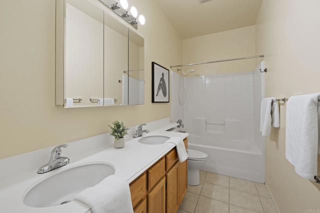 Detail Gallery Image 20 of 24 For 11086 Doverhill Rd, San Diego,  CA 92131 - 3 Beds | 2 Baths