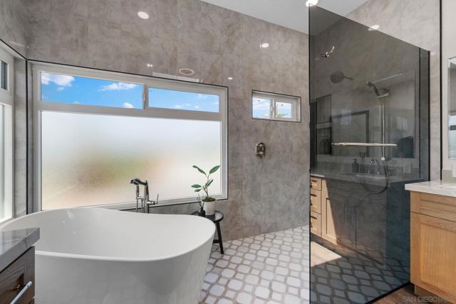 5150 Bristol Road, San Diego CA: https://media.crmls.org/mediaz/b4cc3119-c7a4-4fc1-8f32-042046e29642.jpg
