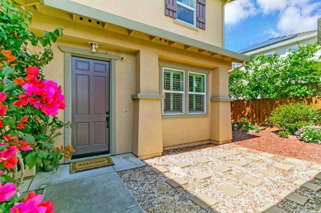 685 E Central Avenue, Morgan Hill CA: https://media.crmls.org/mediaz/b4cc8a7c-a348-497d-921e-d04d795dae05.jpg