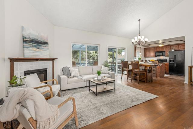 1498 Gustavo Street, El Cajon CA: https://media.crmls.org/mediaz/b4cca887-2dcb-4600-bea0-203432d43841.jpg