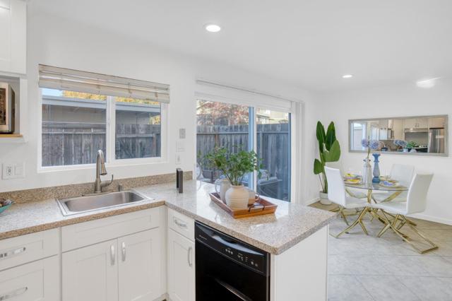 3488 Prince Philip Court, San Jose CA: https://media.crmls.org/mediaz/b4cccc88-159a-4269-880d-9cdd36d01454.jpg