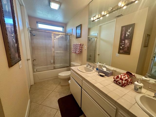67162 W Chimayo Drive, Cathedral City CA: https://media.crmls.org/mediaz/b4cd1ab3-3972-4141-9d2e-ecd65a3959c7.jpg
