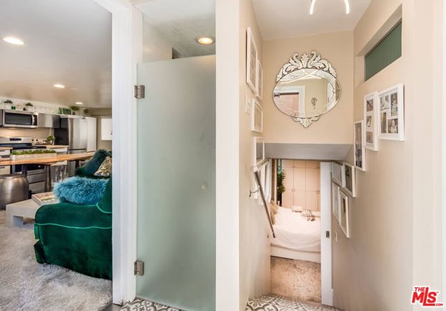 657 Mildred Avenue, Venice CA: https://media.crmls.org/mediaz/b4cd6759-ea9f-4103-9de0-771c7e3632d0.jpg