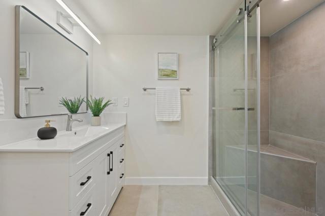 8206 Caminito Lacayo, La Jolla CA: https://media.crmls.org/mediaz/b4cd85b6-af47-4a9b-afc6-3940d91778c8.jpg