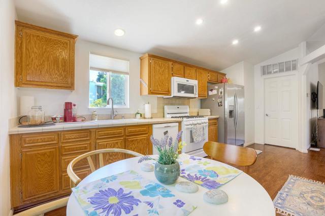 Detail Gallery Image 14 of 38 For 18218 Paradise Mountain Rd Spc 124 #LOT 124,  Valley Center,  CA 92082 - 2 Beds | 2 Baths