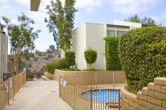 4060 Huerfano Ave, San Diego CA: https://media.crmls.org/mediaz/b4ce39e3-e49a-45d4-9ebe-8fcea4a1c000.jpg