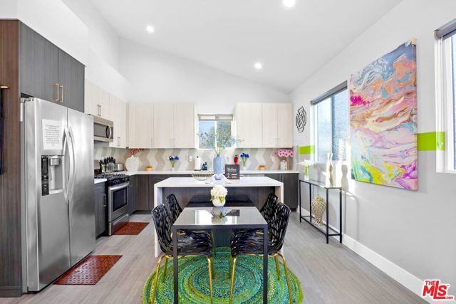 5853 Vineland Avenue, North Hollywood CA: https://media.crmls.org/mediaz/b4ce64bd-fbcb-475c-be30-f86a9ffa7398.jpg