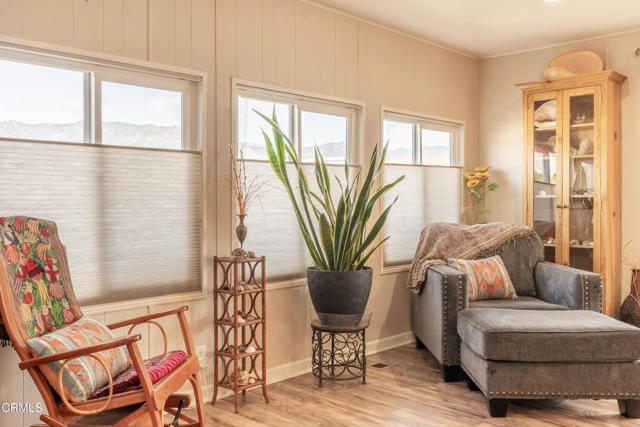 117 Don Felipe Way, Ojai CA: https://media.crmls.org/mediaz/b4cef82f-2ffb-4702-badb-7b8941860481.jpg