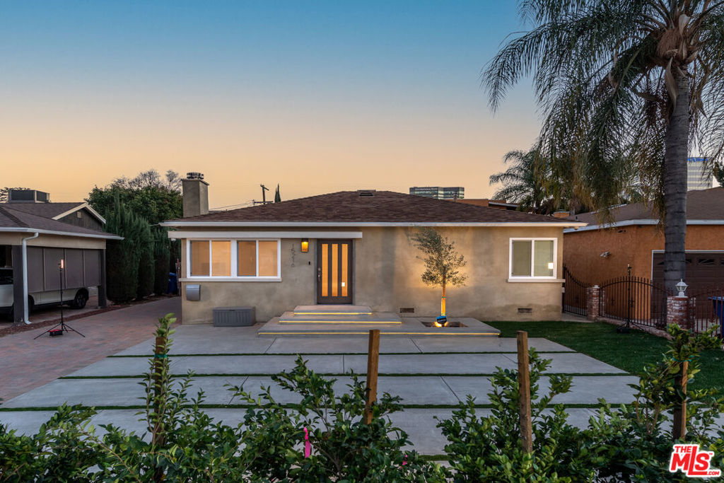 15216 La Maida Street, Sherman Oaks, CA 91403