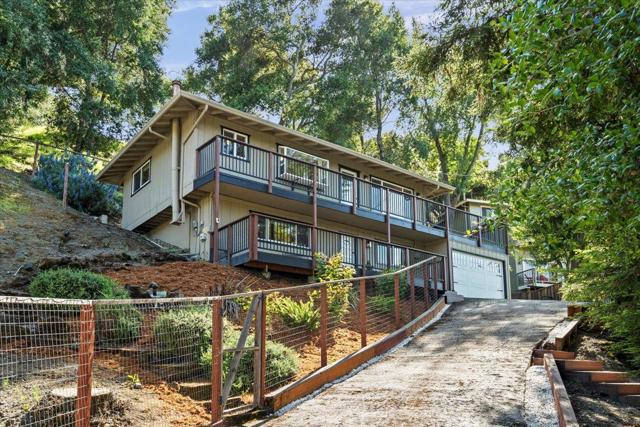 17785 Manzanita Drive, Morgan Hill CA: https://media.crmls.org/mediaz/b4cf4671-debf-4b59-b58c-854d38b8cc2c.jpg